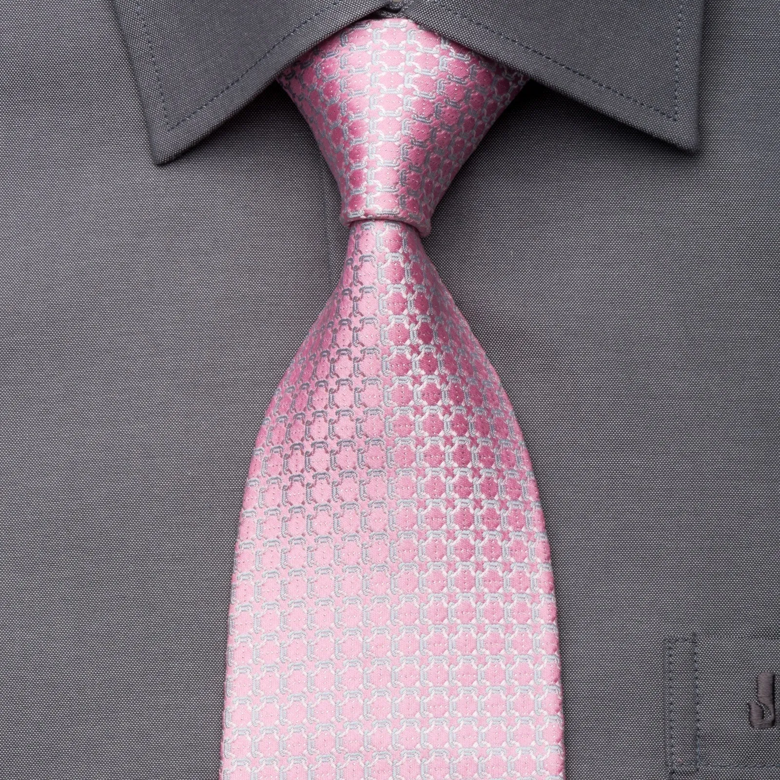 Aquascutum Men's Silk Tie Interlocking Chains On Pink With Silver Sparkles