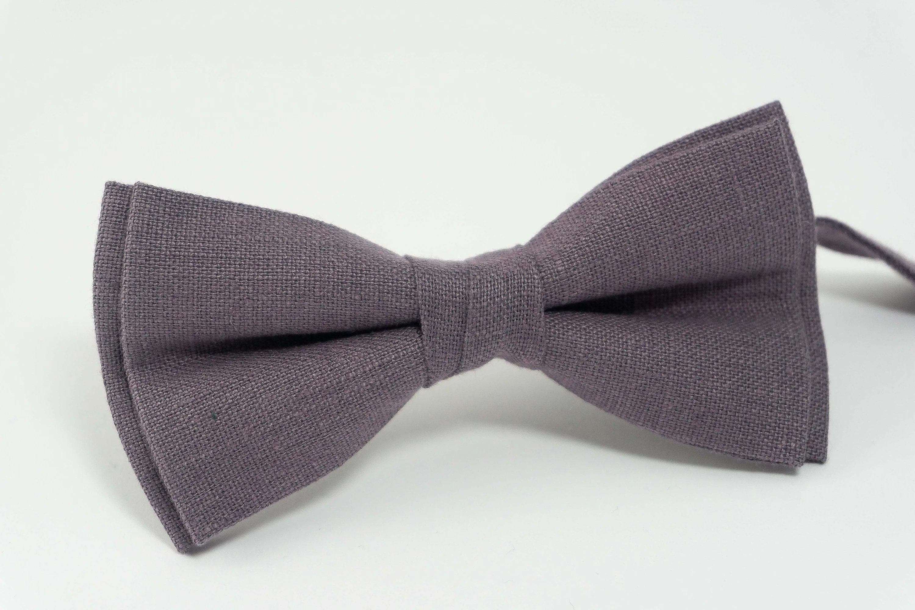 Dusty purple linen bow tie | groomsmen bow tie