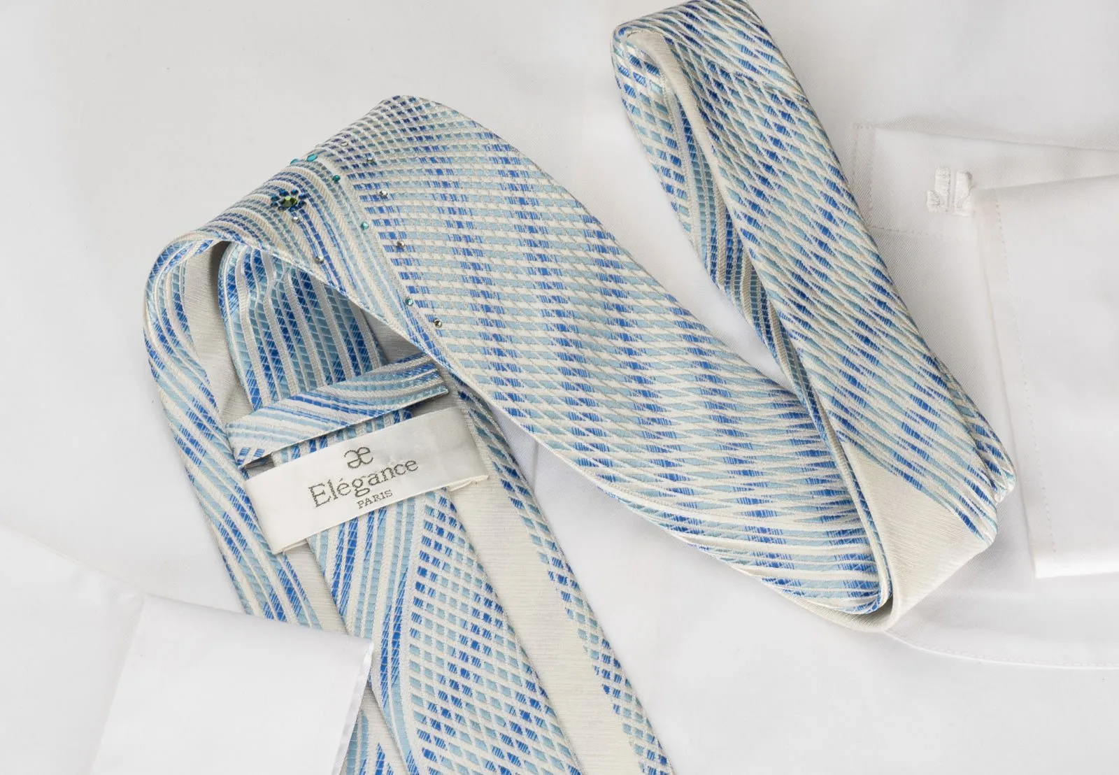 Elegance Silk Necktie Blue Waves On White Sparkling With Crystal Rhinestones