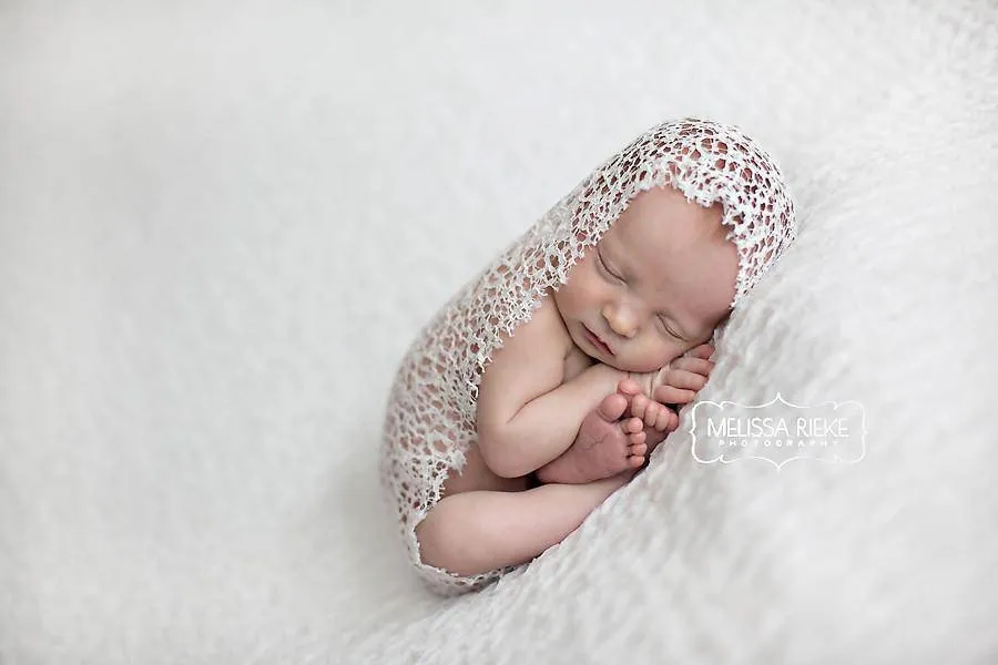 Fabric Lace Wrap in White