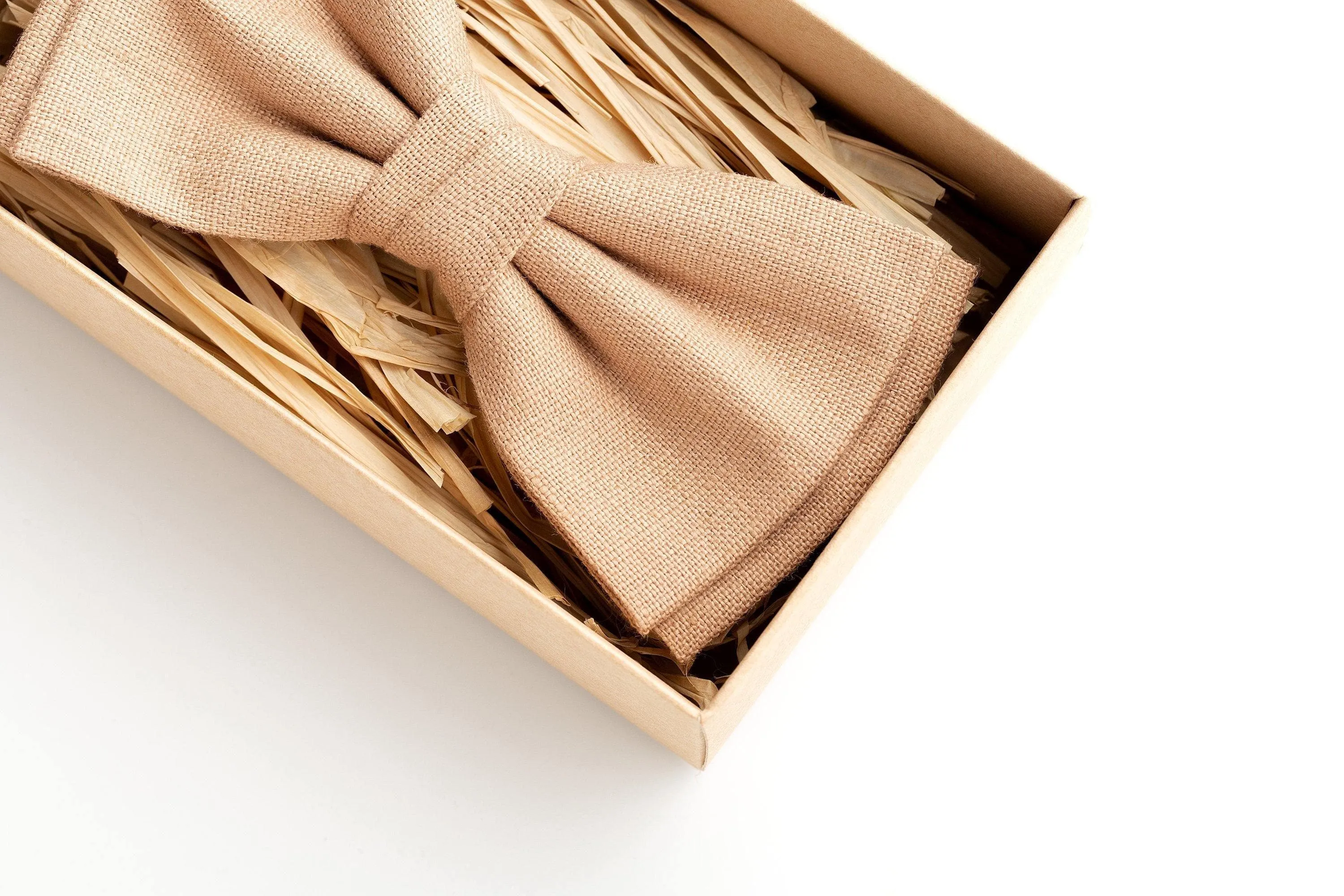 Nude Linen Pre-Tied Bow Ties for Grooms - Effortless Elegance for Your Special Day