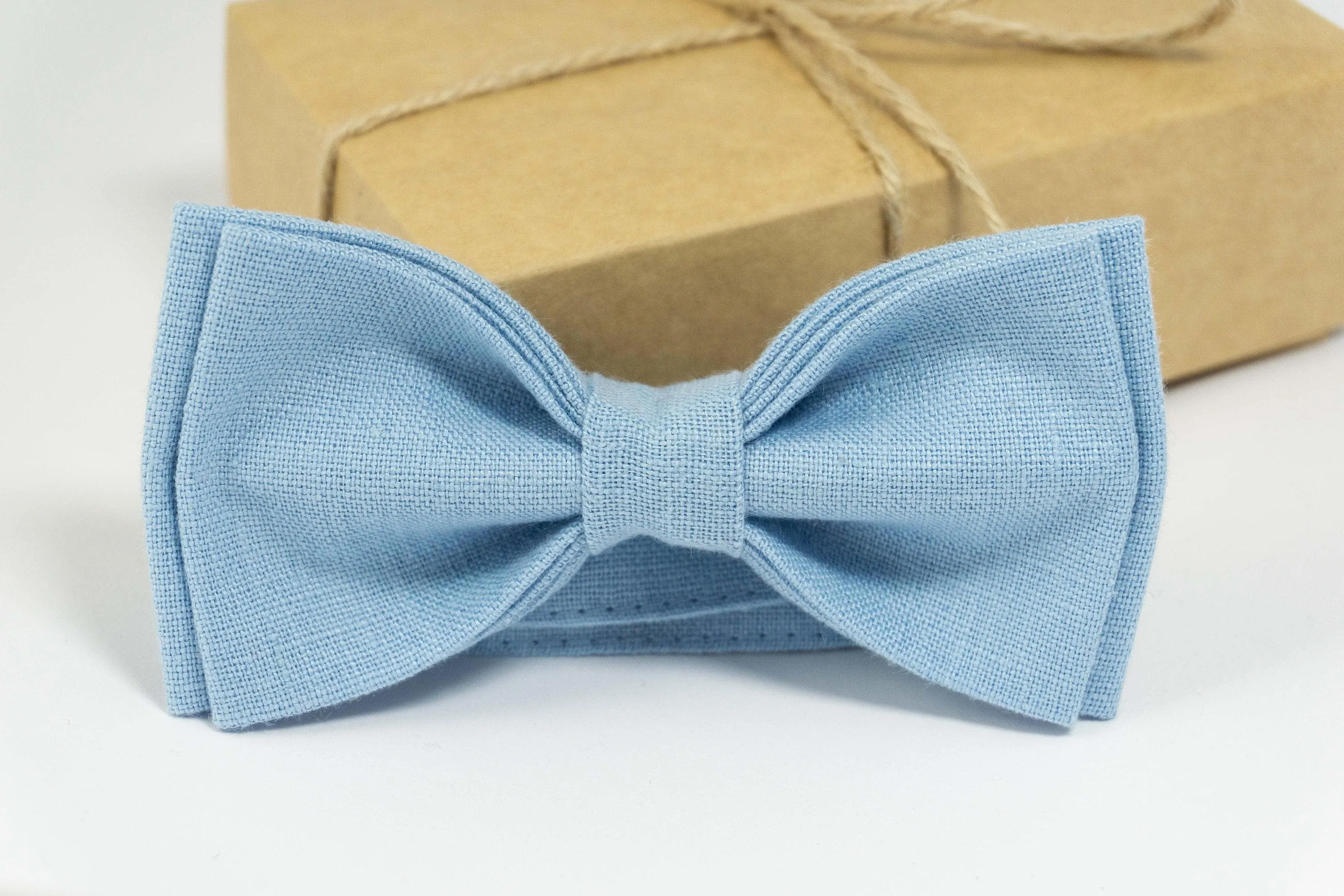 Sky blue bow tie for weddings | Sky blue groom bow tie groomsmen ties