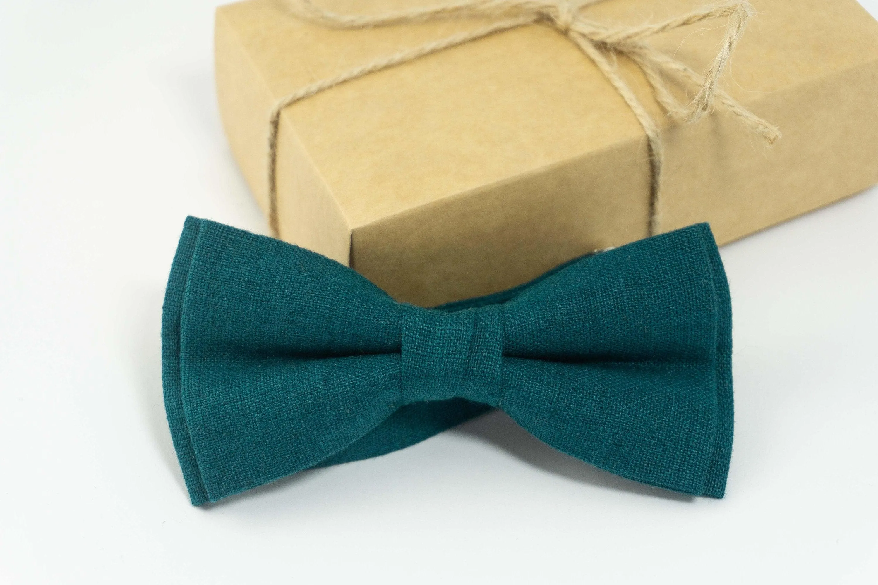 Teal green bow tie | groomsmen ties